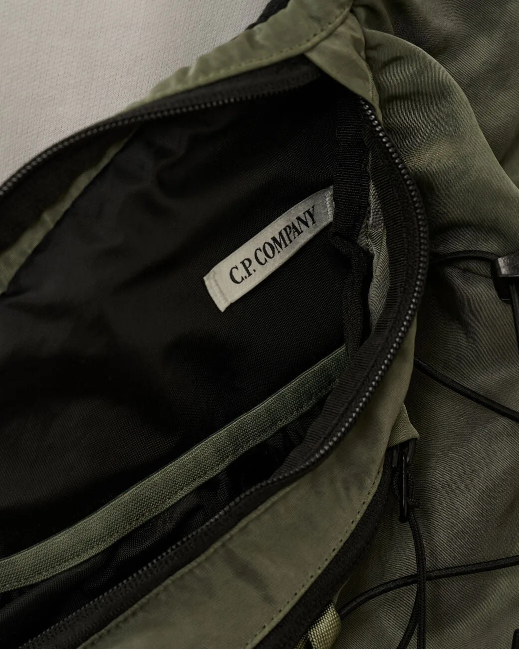 Nylon B Crossbody Rucksack Agave Green