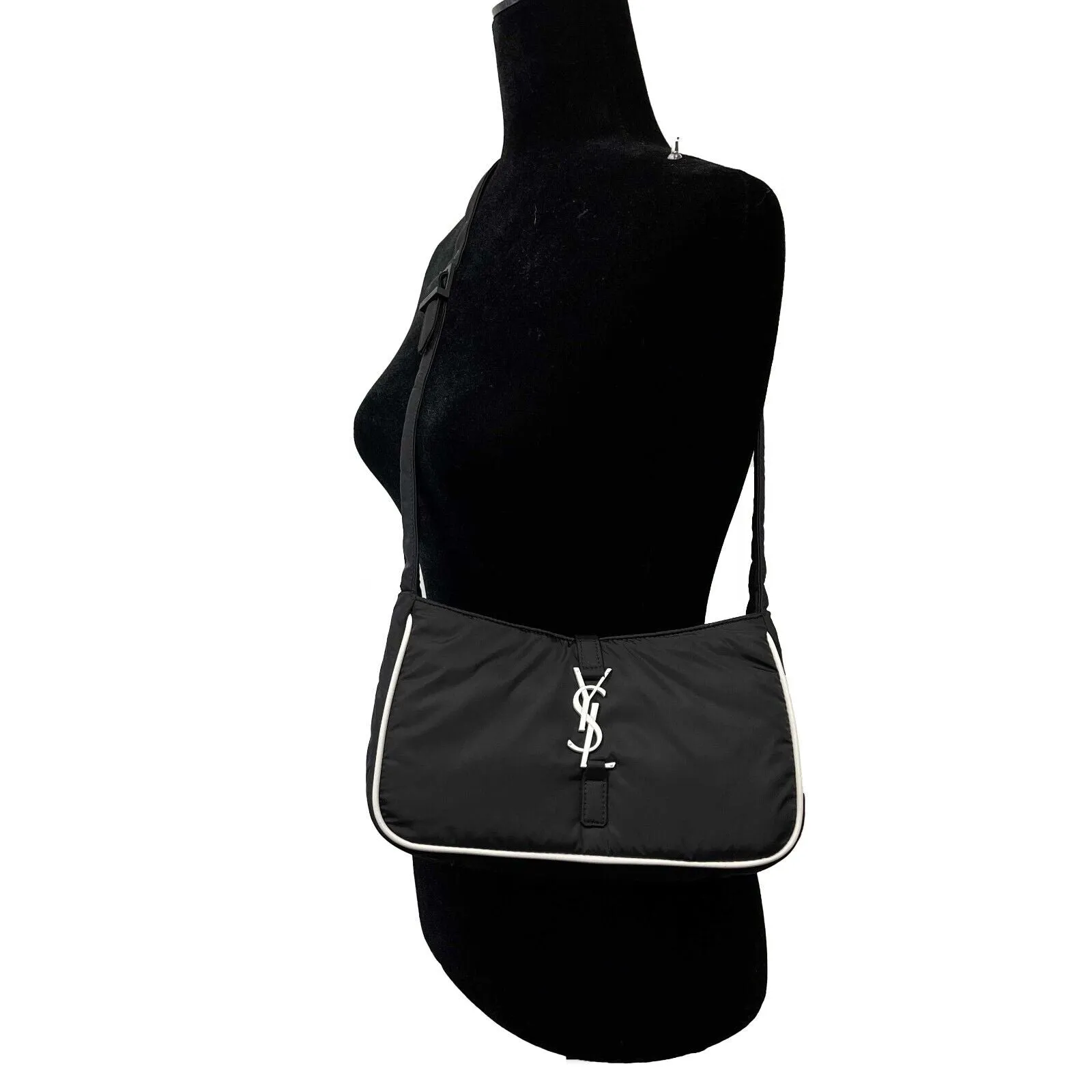 Saint Laurent - YSL - NEW Le 5 À 7 Crossbody - Black / White Shoulder Bag